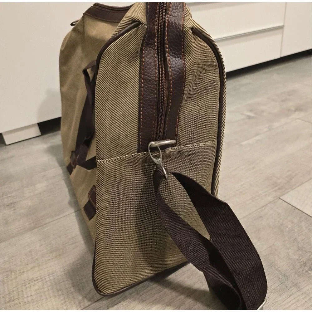 NWOT Tommy Bahama Khaki Twill Weekender Duffle Bag